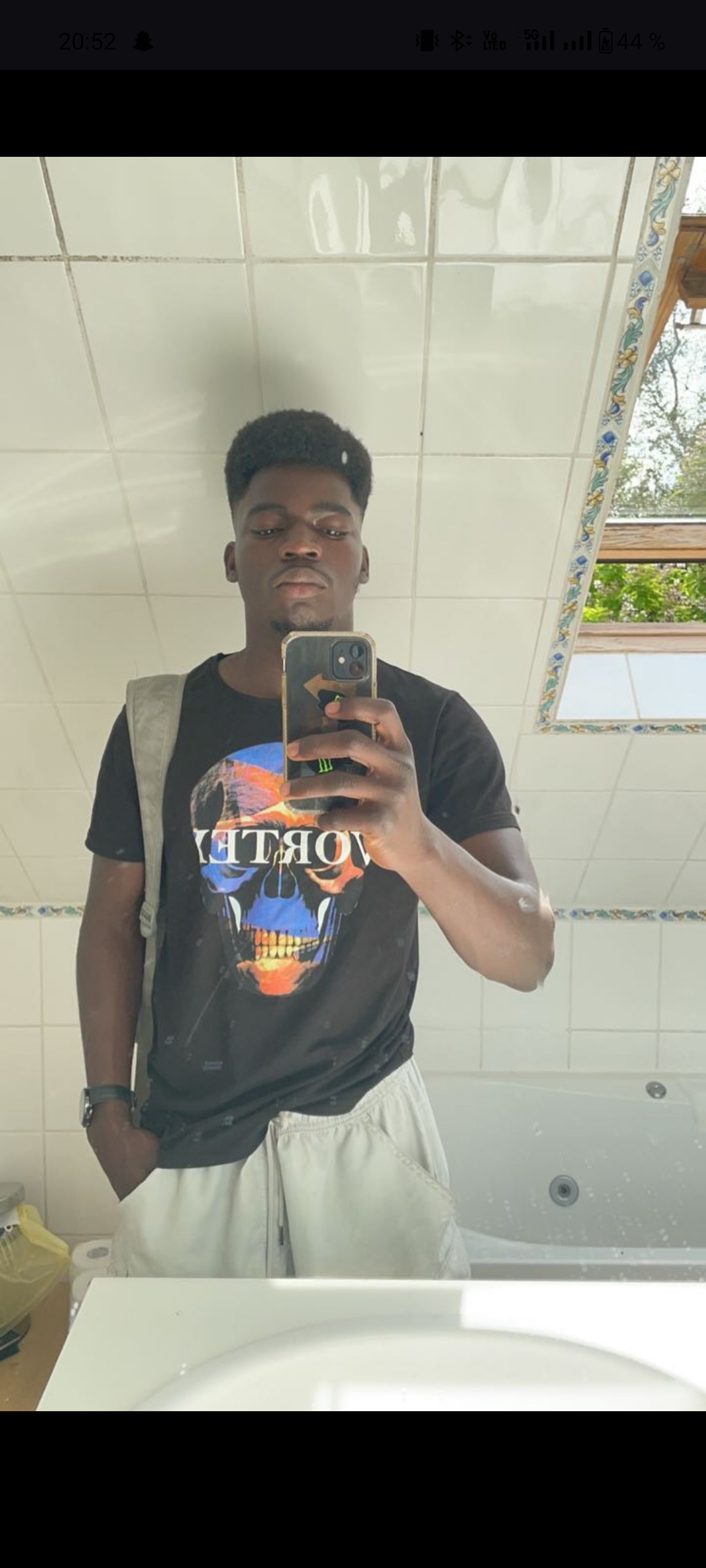 Profil de By